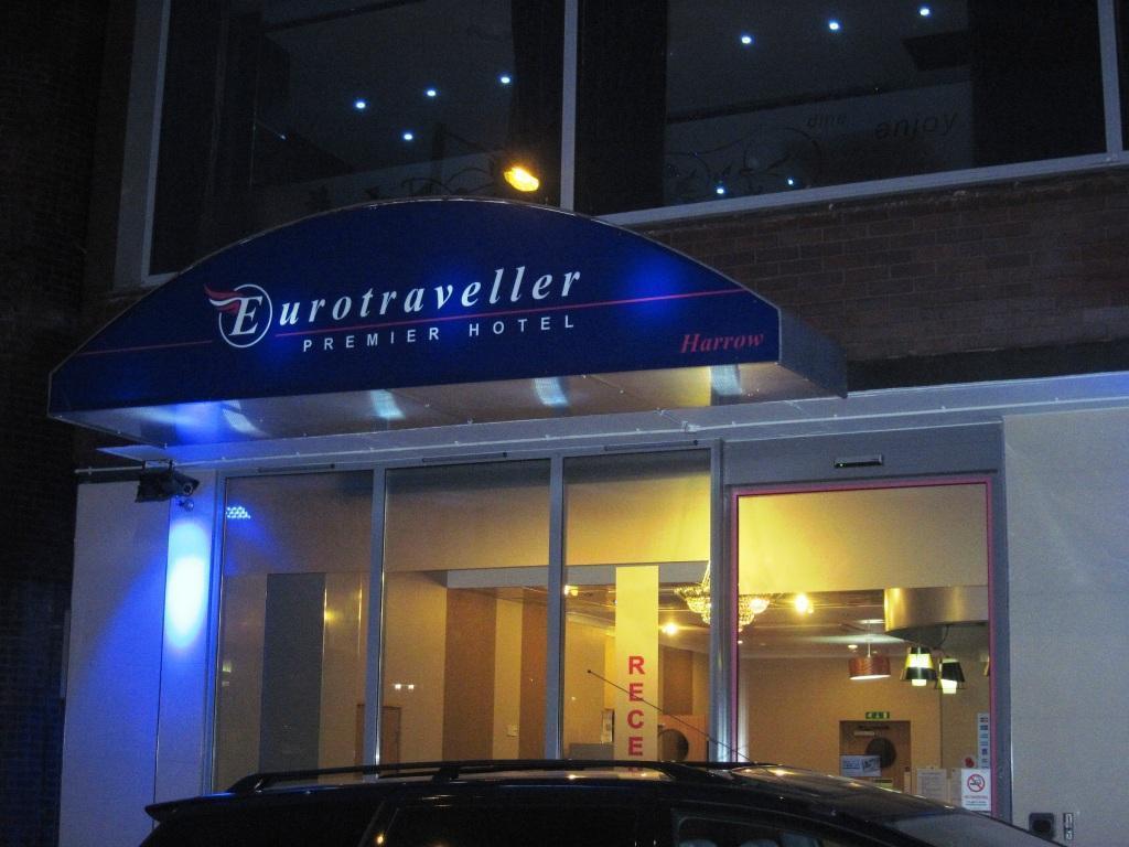 Eurotraveller Hotel - Premier - Harrow Exterior photo